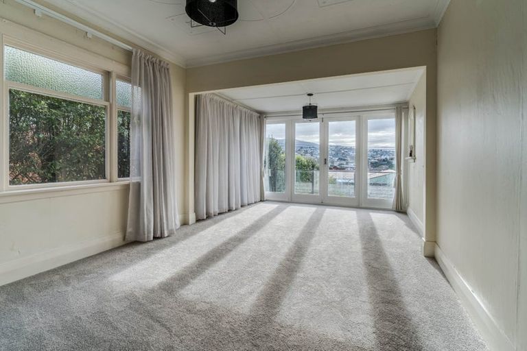 Photo of property in 25 Crosby Street, Mornington, Dunedin, 9011