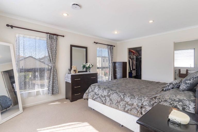 Photo of property in 16 Janway Avenue, Flat Bush, Auckland, 2016
