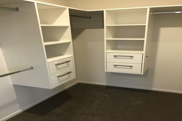 Photo of property in 25 Karokaro Road, Takanini, 2112