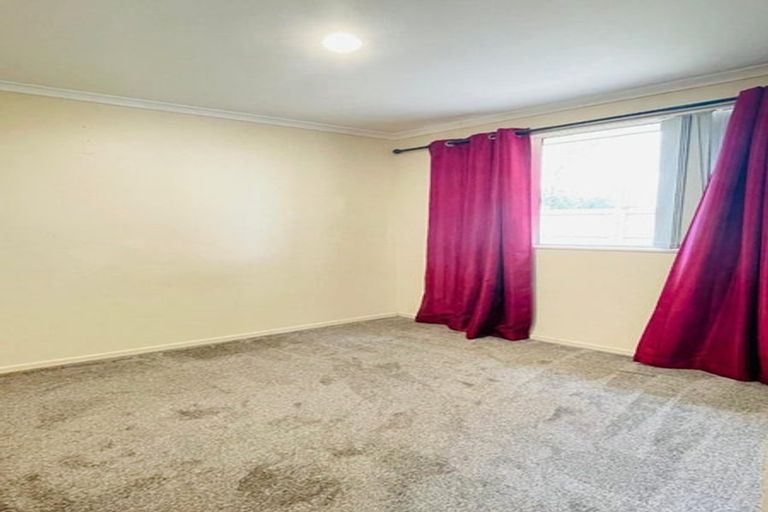 Photo of property in 53 Kayes Road, Pukekohe, 2120