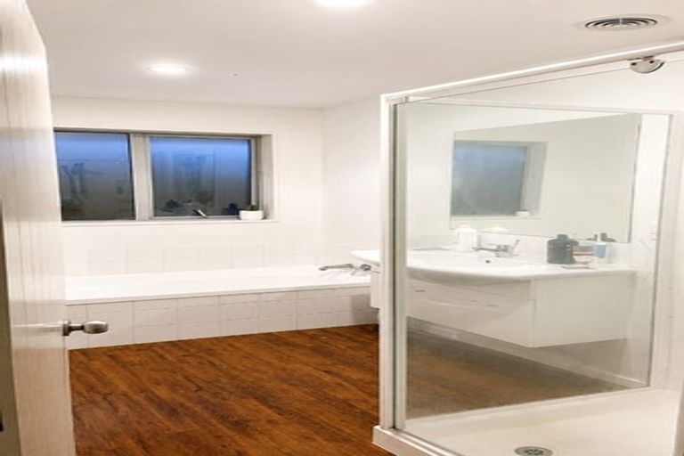 Photo of property in 69 Kaniere Avenue, Hei Hei, Christchurch, 8042