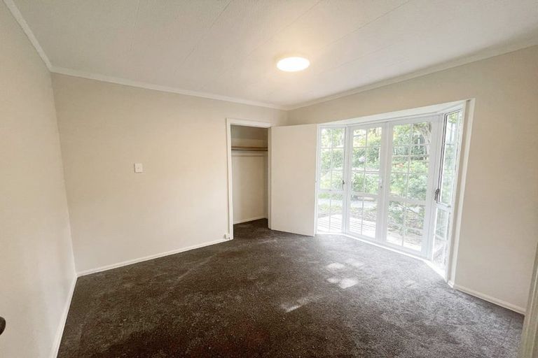 Photo of property in 94 Glenvar Road, Torbay, Auckland, 0630