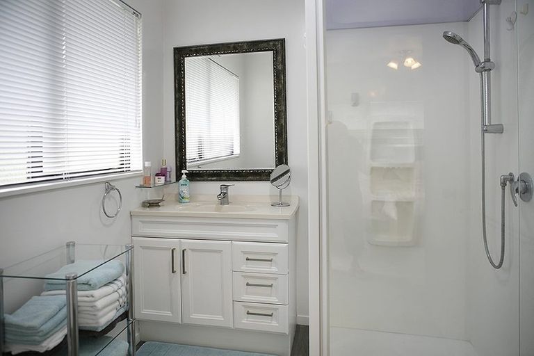 Photo of property in 42 Campbell Drive, Warkworth, 0910