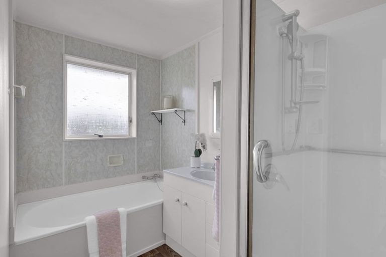 Photo of property in 73 Tuhikaramea Road, Dinsdale, Hamilton, 3204