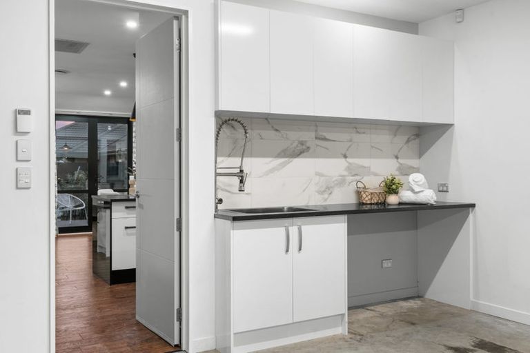 Photo of property in 5 Wilmers Road, Hornby, Christchurch, 8025