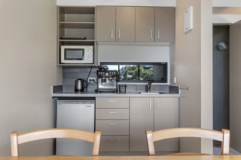 Photo of property in 68 Richmond Hill Road, Richmond Hill, Christchurch, 8081