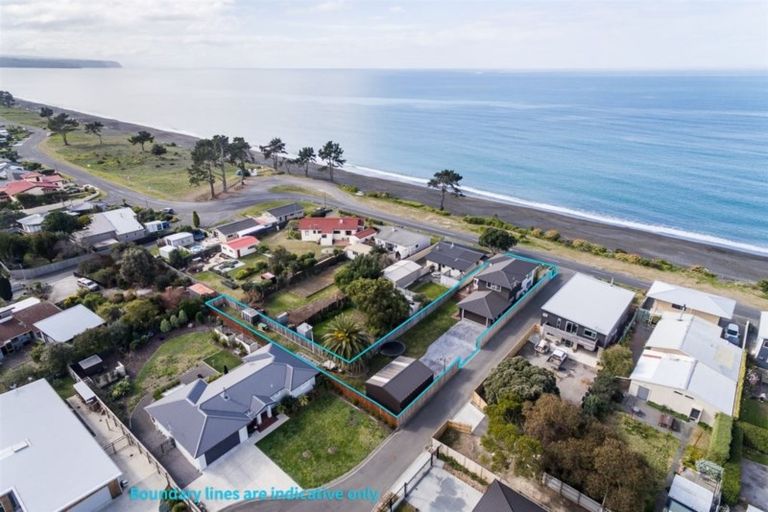 Photo of property in 44 Le Quesne Road, Bay View, Napier, 4104