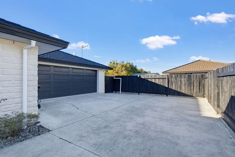 Photo of property in 47 Meridian Grove, Kelvin Grove, Palmerston North, 4414