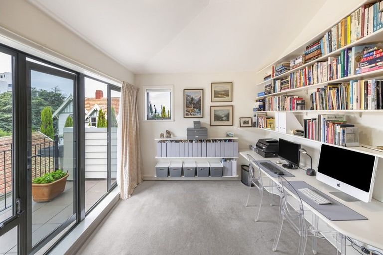 Photo of property in 28u6 Hobson Street, Thorndon, Wellington, 6011