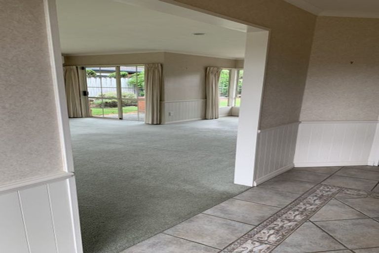 Photo of property in 13 Moss Crescent, Takanini, 2112