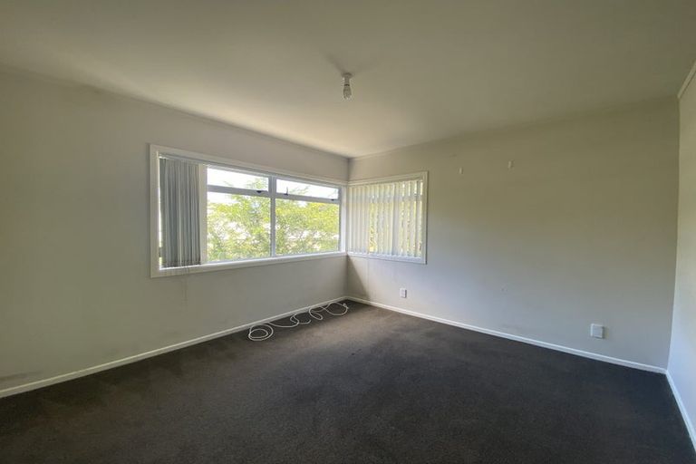 Photo of property in 70 Eskdale Road, Birkdale, Auckland, 0626