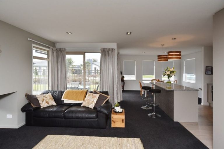 Photo of property in 14 Rapley Street, Kaiapoi, 7630