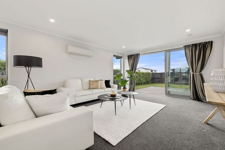 Photo of property in 32 George Square West, Wigram, Christchurch, 8025