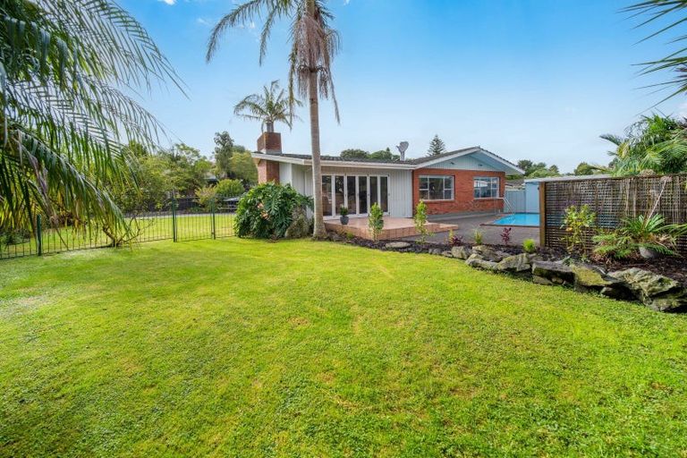 Photo of property in 16 Sierra Avenue, Te Kamo, Whangarei, 0112