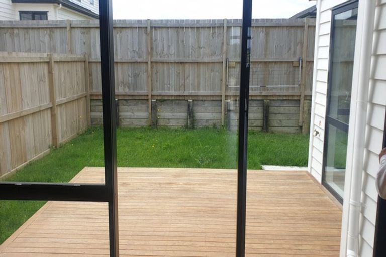 Photo of property in 11 Hoiho Road, Pukekohe, 2120