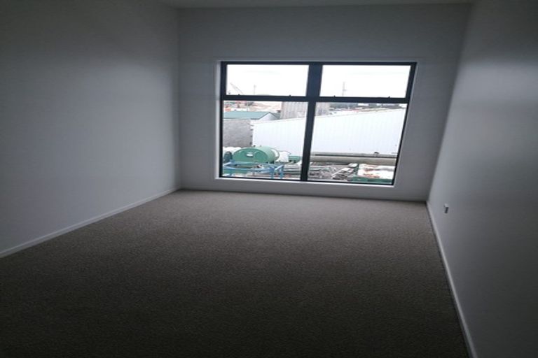 Photo of property in 17 Owens Place, Mount Maunganui, 3116