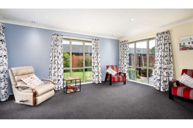 Photo of property in 31 Coppinger Terrace, Aidanfield, Christchurch, 8025