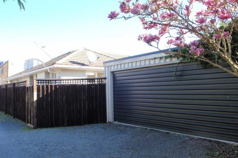 Photo of property in 24 Derby Street, St Albans, Christchurch, 8014