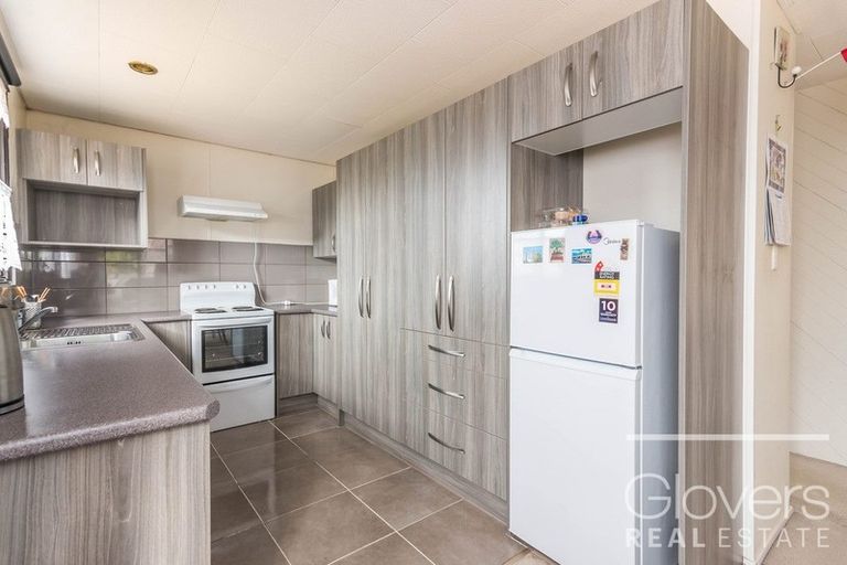 Photo of property in 1 Ireland Place, Ranui, Auckland, 0612