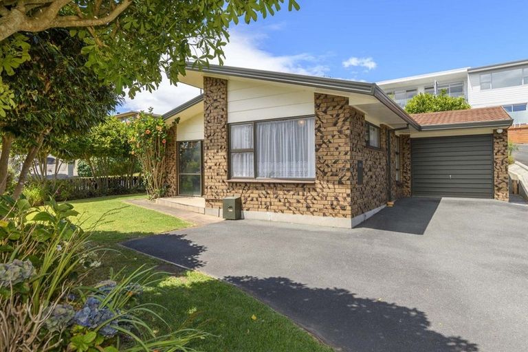 Photo of property in 2/230 Ngatai Road, Otumoetai, Tauranga, 3110
