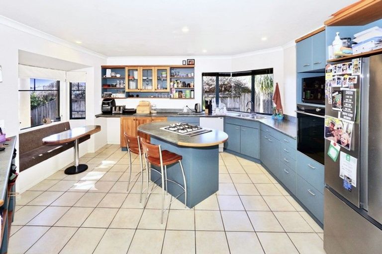 Photo of property in 17 Kopu Drive, Pyes Pa, Tauranga, 3112