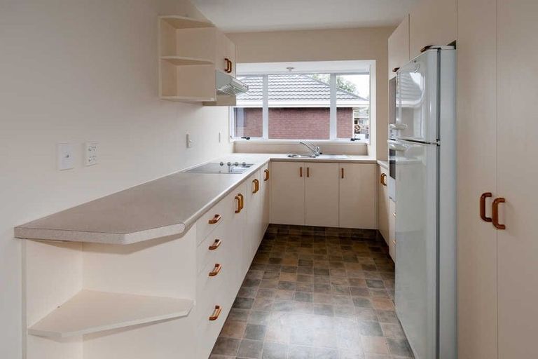 Photo of property in 2/38 Maxwell Street, Riccarton, Christchurch, 8041