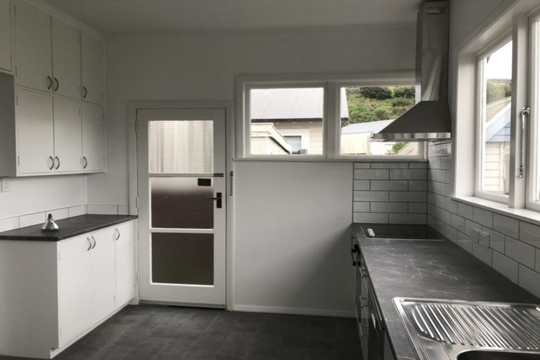 Photo of property in 76 Devonshire Road, Miramar, Wellington, 6022