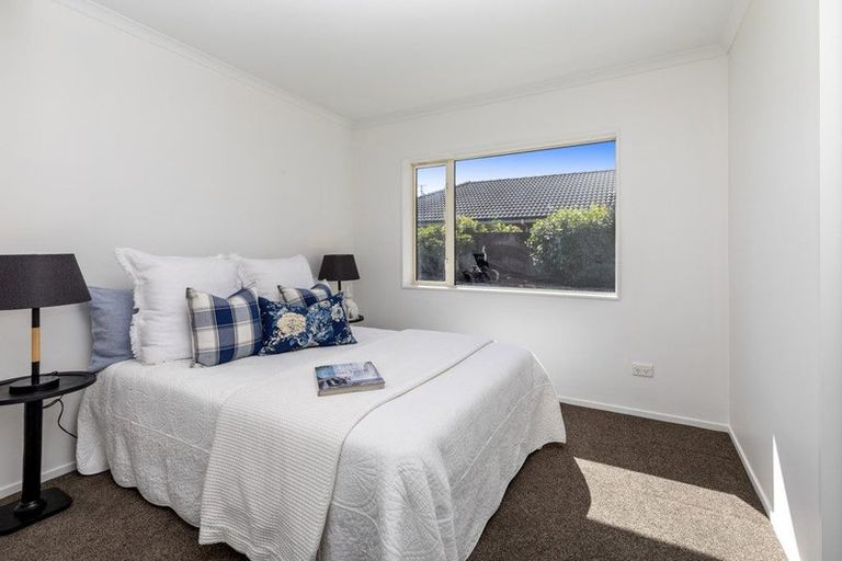 Photo of property in 21 Puhara Avenue, Parklands, Christchurch, 8083