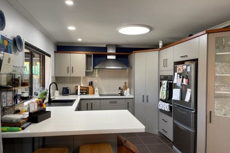 Photo of property in 12 Mynah Place, Welcome Bay, Tauranga, 3112