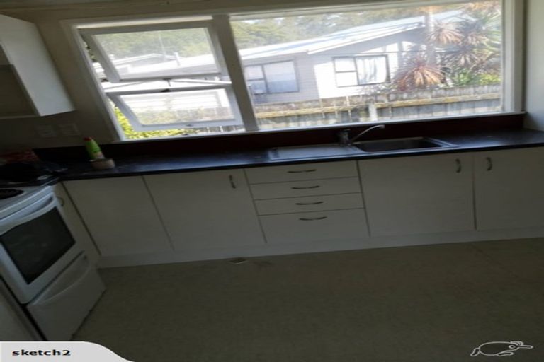 Photo of property in 1/77 Sylvia Road, Hillcrest, Auckland, 0627