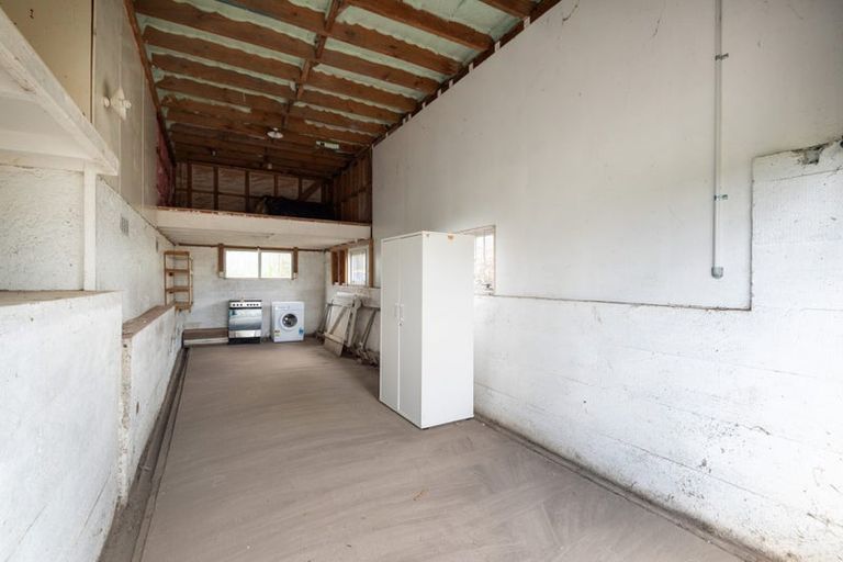 Photo of property in 108 Eversleigh Road, Belmont, Auckland, 0622