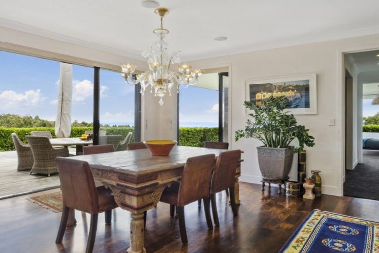 Photo of property in 167 Cape Rodney Road, Leigh, 0985