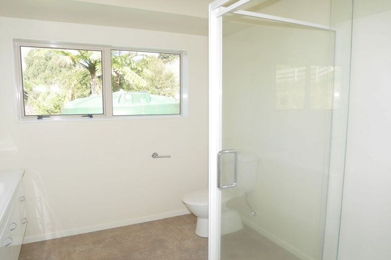 Photo of property in 120 Maui Pomare Road, Nikau Valley, Paraparaumu, 5032