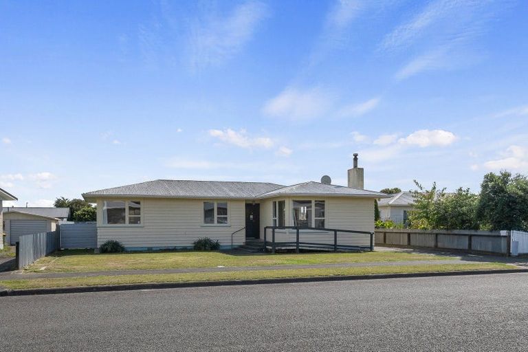 Photo of property in 34 Perth Street, Levin, 5510
