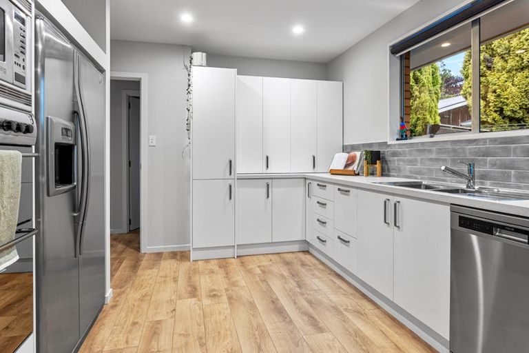 Photo of property in 27 Kimberley Street, Casebrook, Christchurch, 8051