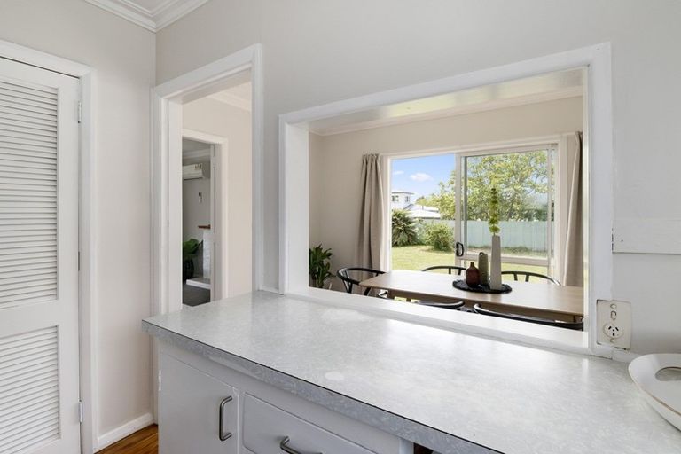 Photo of property in 24 Graham Street, Levin, 5510