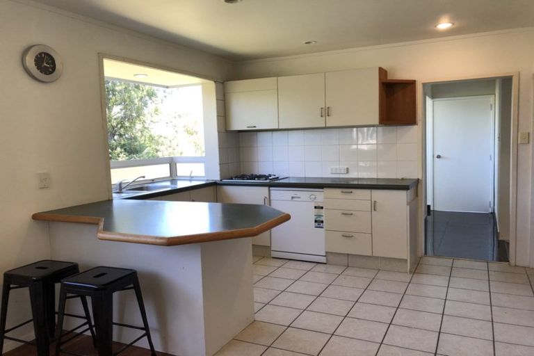Photo of property in 40 Glamorgan Drive, Torbay, Auckland, 0630