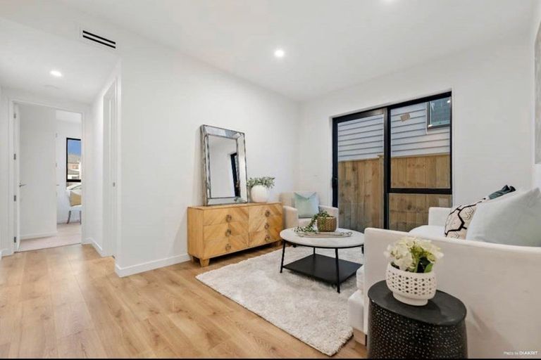 Photo of property in 44 Dungloe Avenue, Flat Bush, Auckland, 2019