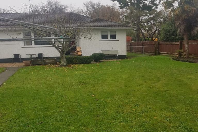 Photo of property in 11 Skerman Street, Marton, 4710