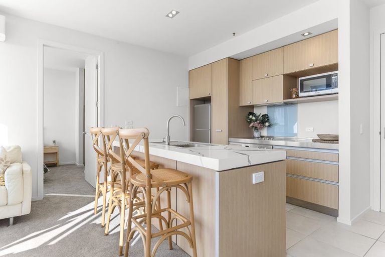 Photo of property in 22 Liardet Apartments, 303/22 Liardet Street, New Plymouth, 4310