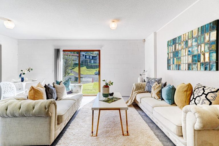 Photo of property in 18 Wisteria Way, Mairangi Bay, Auckland, 0630