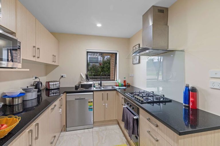 Photo of property in 2 Ganges Avenue, Mangere East, Auckland, 2024