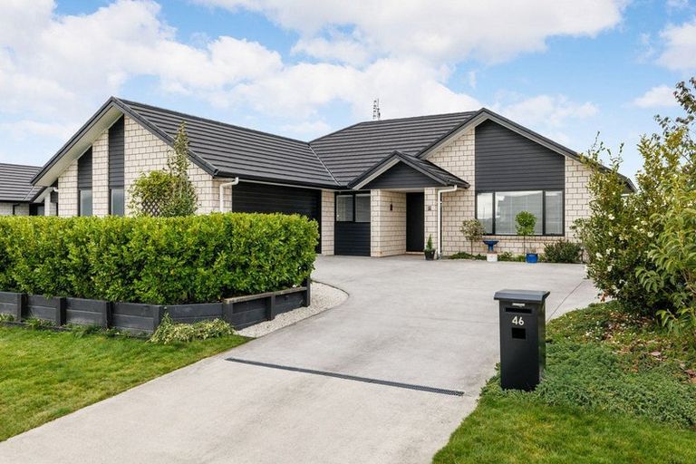 Photo of property in 46 Norfolk Drive, Cambridge, 3434