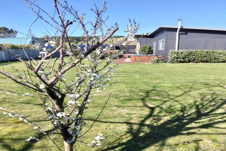 Photo of property in 43 Harper Road, Waimarama, Havelock North, 4294