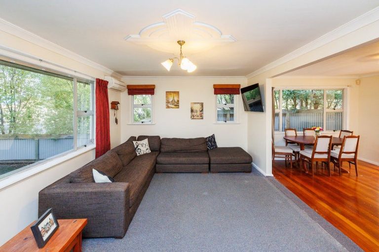 Photo of property in 23 Featherston Street, Takaro, Palmerston North, 4412