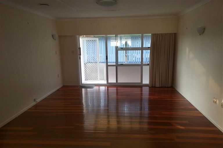 Photo of property in 2/142a Great South Road, Manurewa, Auckland, 2102