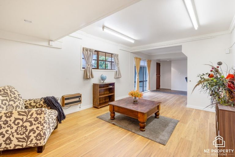 Photo of property in 225 Larnach Road, Waverley, Dunedin, 9013