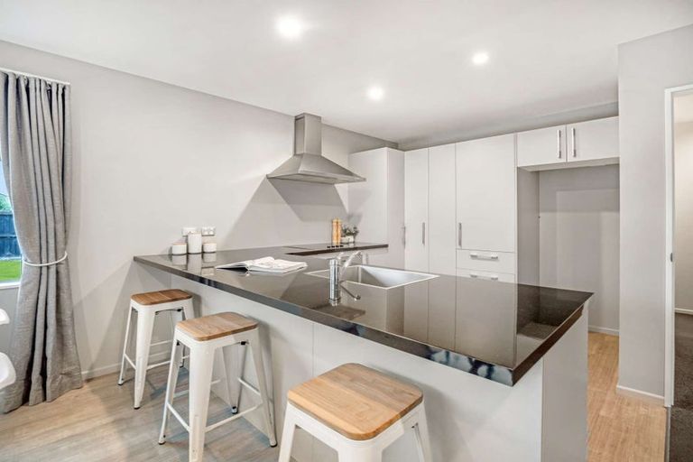 Photo of property in 8 Marble Court, Rolleston, 7614