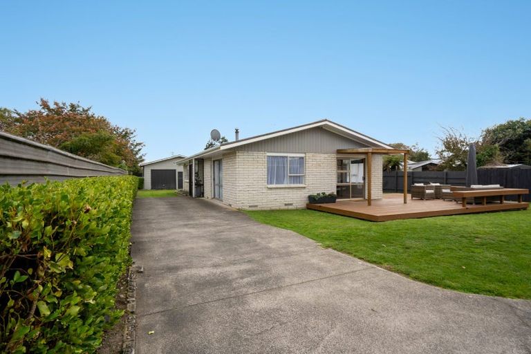 Photo of property in 317 Shakespeare Street, Leamington, Cambridge, 3432