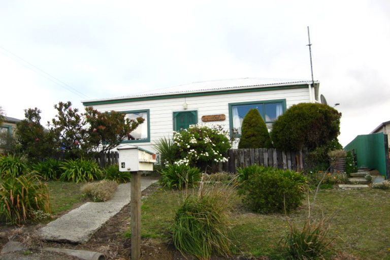 Photo of property in 4 Coronation Street, Moeraki, Palmerston, 9482